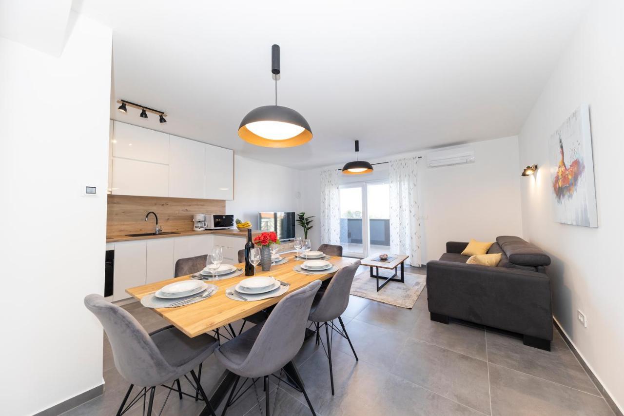 Apartment Diadora Zadar Eksteriør bilde